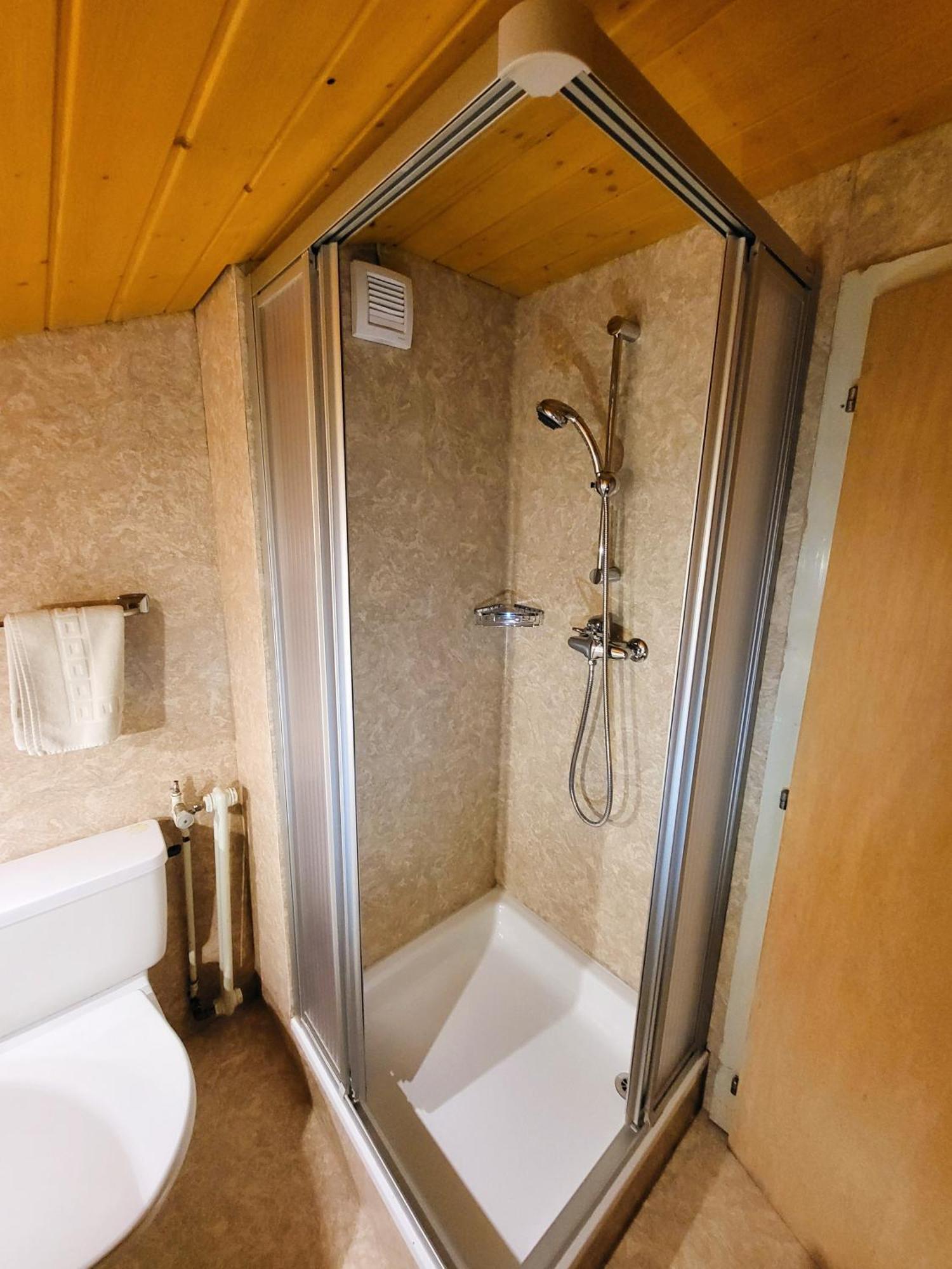 Chalet Lilo 2 Zimmer Top Mountain View Beatenberg Exterior foto